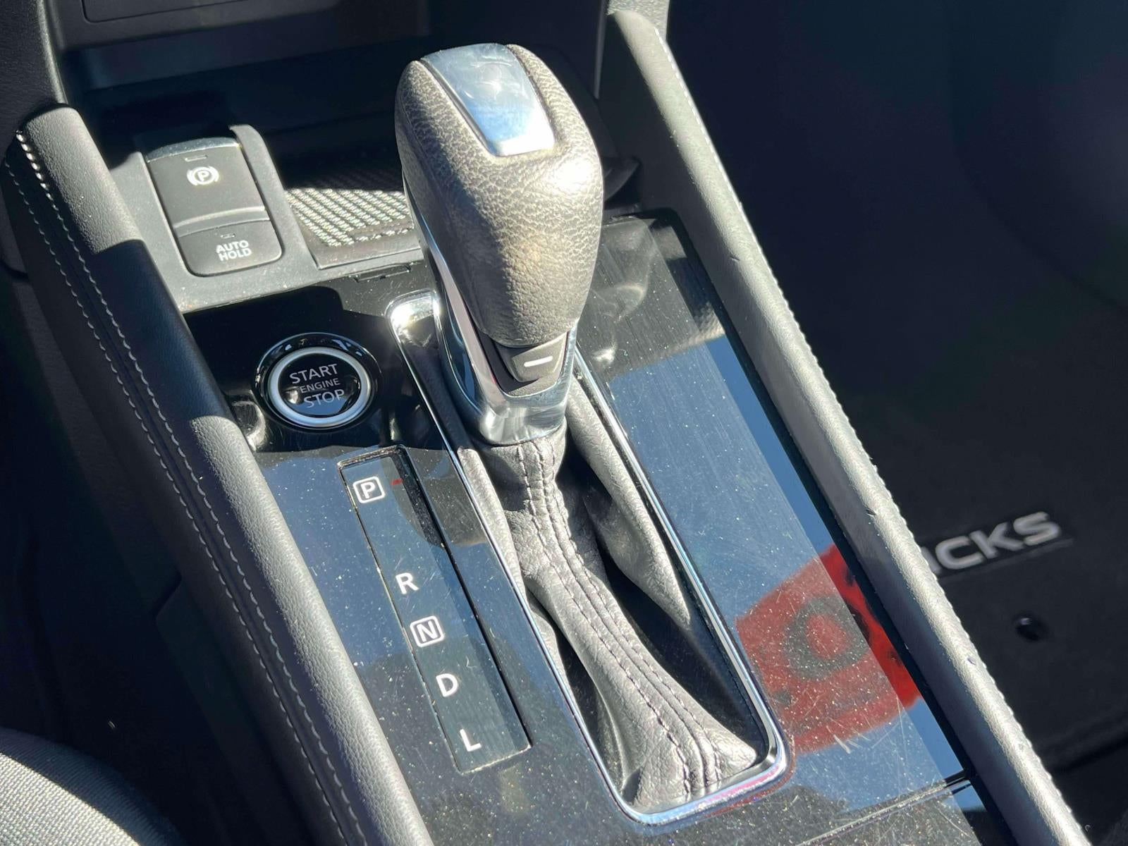 2023 Nissan Kicks SV Xtronic CVT