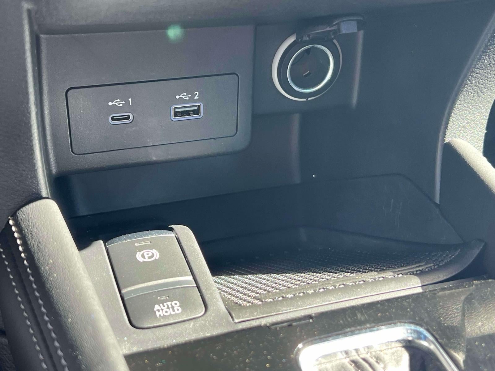 2023 Nissan Kicks SV Xtronic CVT