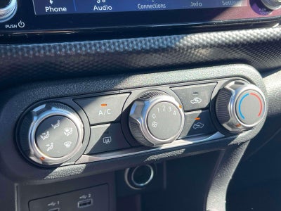 2023 Nissan Kicks SV Xtronic CVT