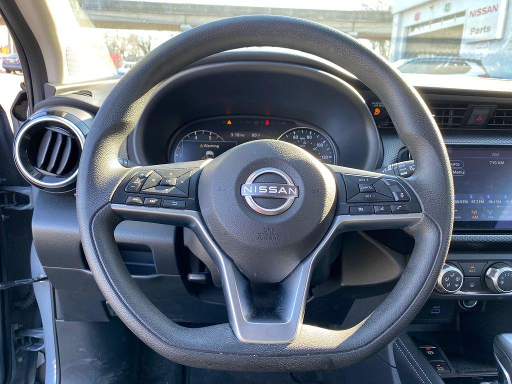 2023 Nissan Kicks SV Xtronic CVT