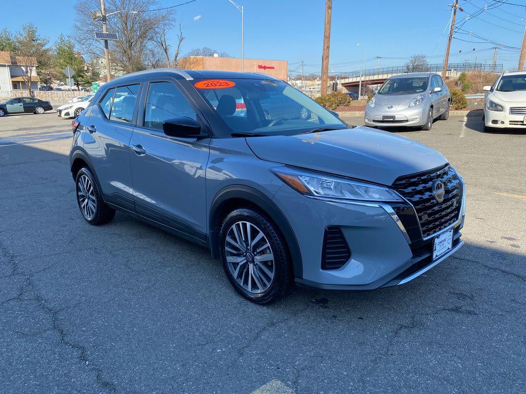 2023 Nissan Kicks SV Xtronic CVT