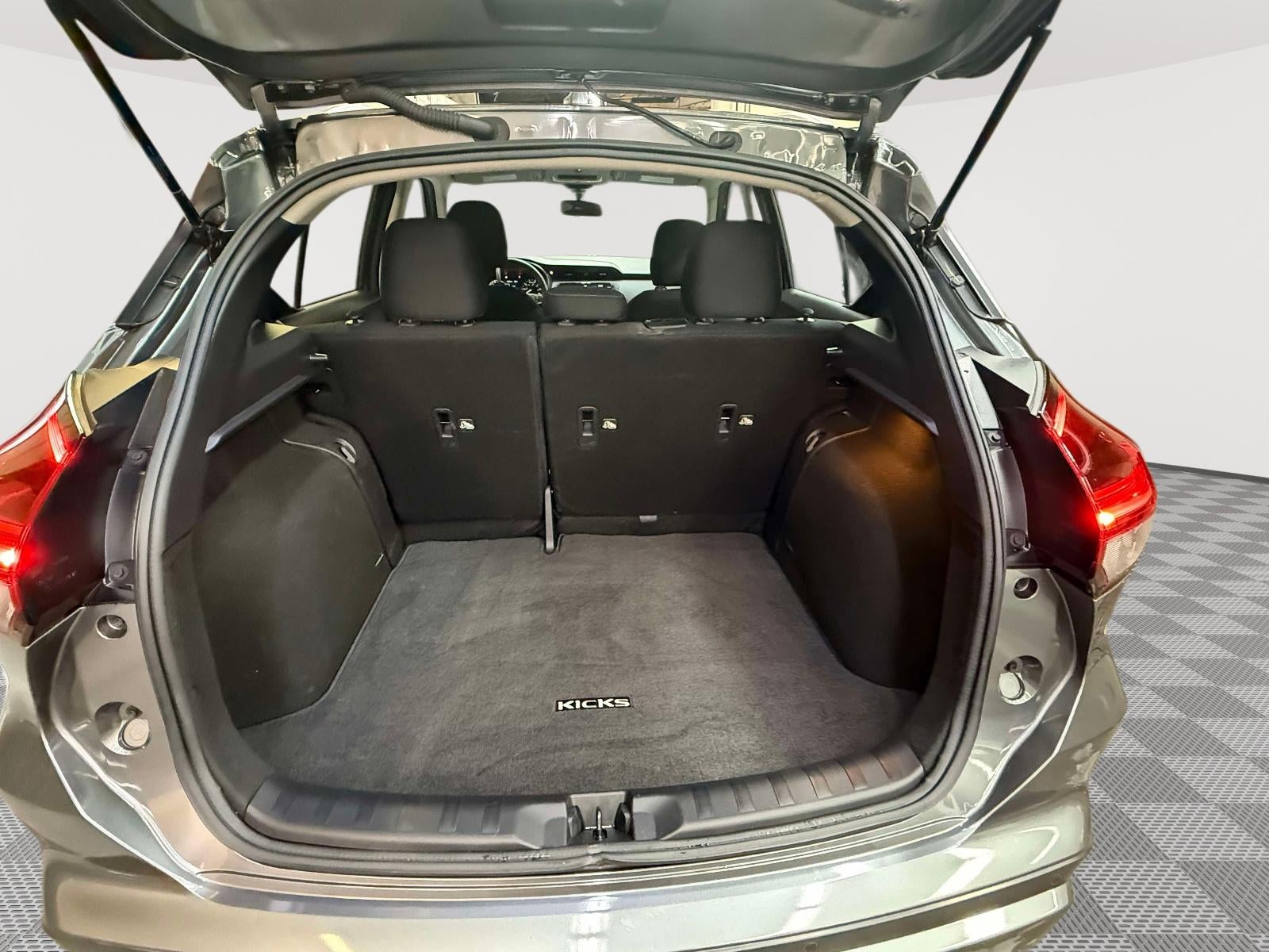 2024 Nissan Kicks SV Xtronic CVT