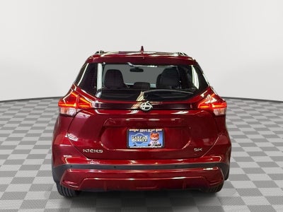 2023 Nissan Kicks SR Xtronic CVT