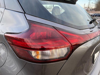 2021 Nissan Kicks SR Xtronic CVT