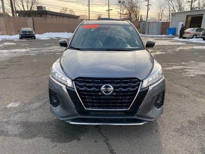 2021 Nissan Kicks SR Xtronic CVT