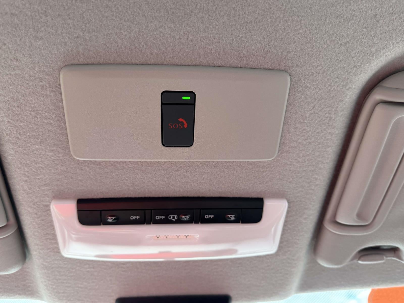 2023 Nissan Kicks SR Xtronic CVT