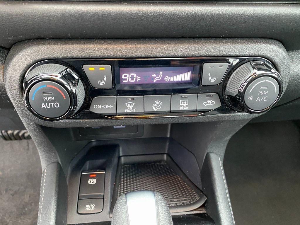 2023 Nissan Kicks SR Xtronic CVT