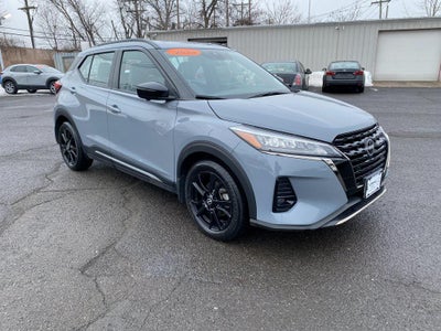 2024 Nissan Kicks SR Xtronic CVT