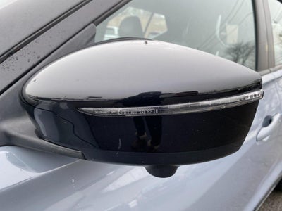 2024 Nissan Kicks SR Xtronic CVT