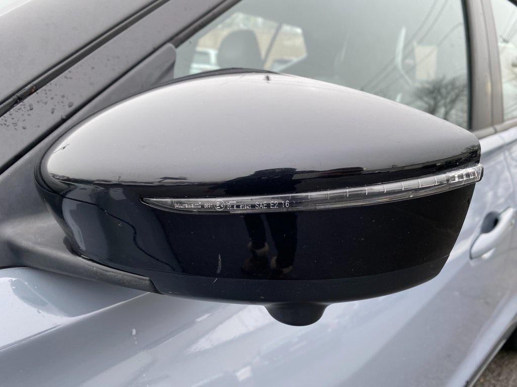 2024 Nissan Kicks SR Xtronic CVT