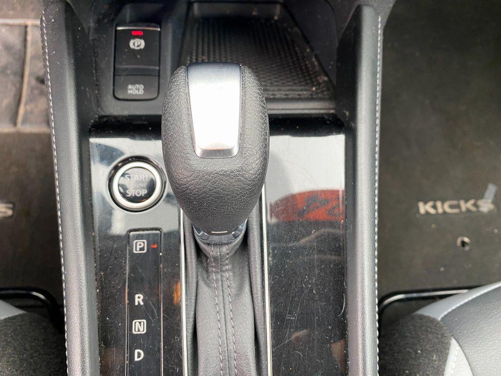 2024 Nissan Kicks SR Xtronic CVT