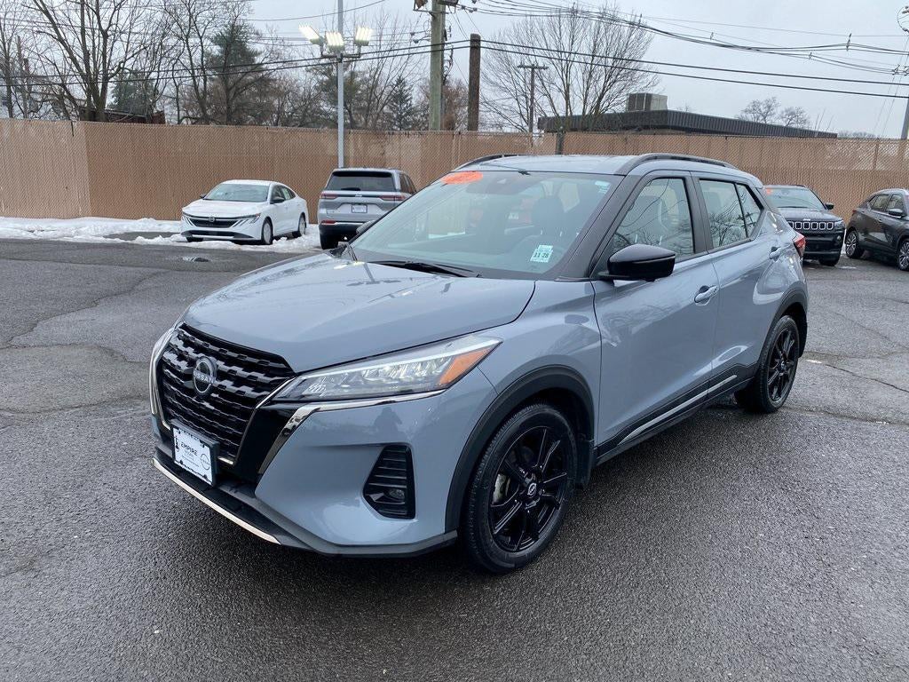 2024 Nissan Kicks SR Xtronic CVT