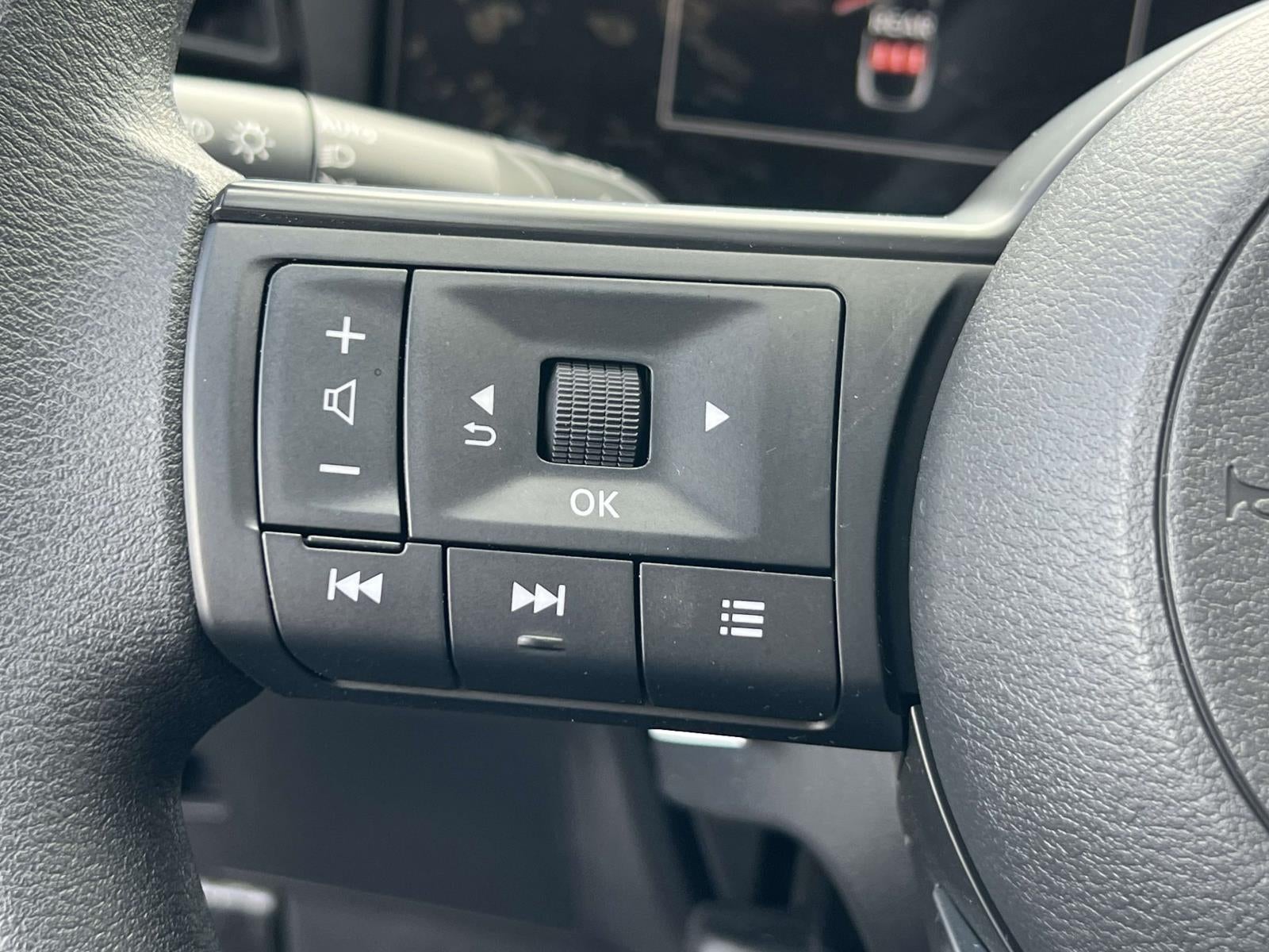 2025 Nissan Kicks SV Intelligent AWD