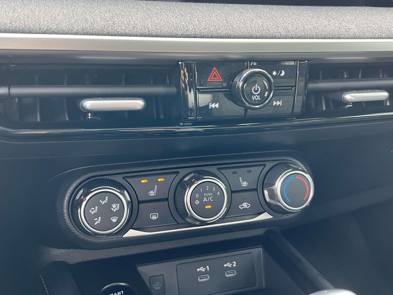 2025 Nissan Kicks SV Intelligent AWD