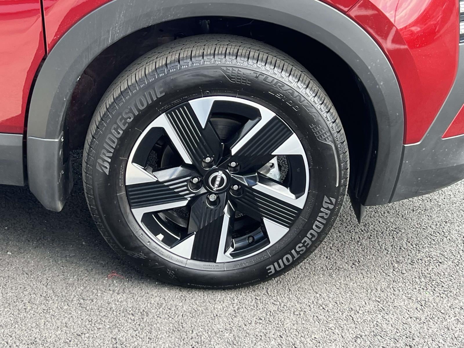 2025 Nissan Kicks SV Intelligent AWD