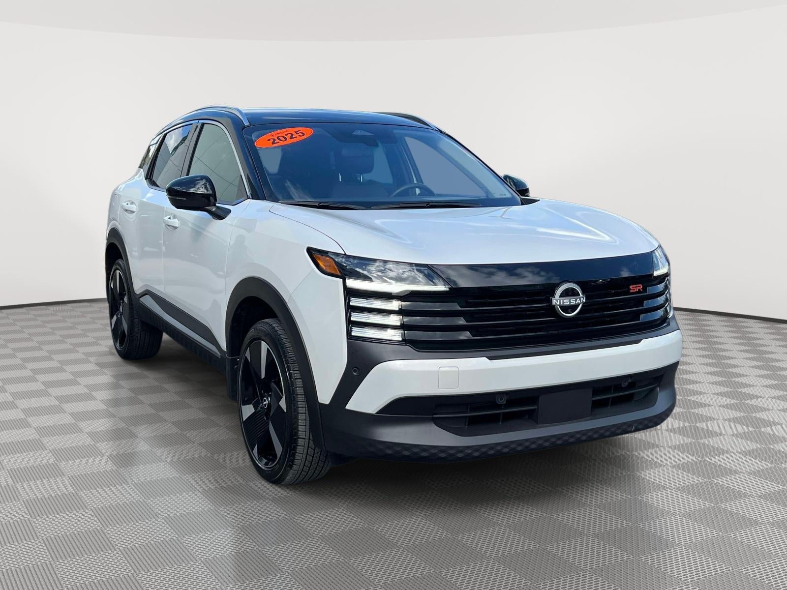 2025 Nissan Kicks SR FWD