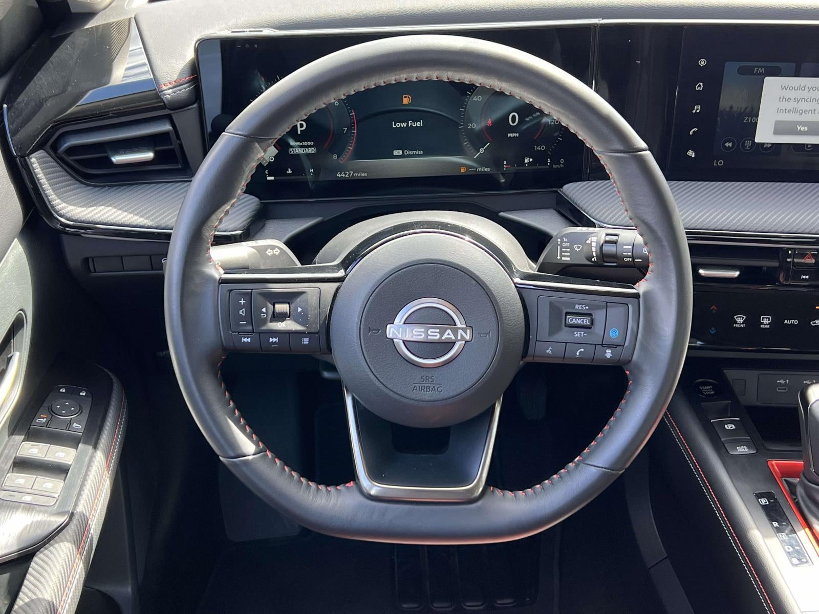 2025 Nissan Kicks SR FWD