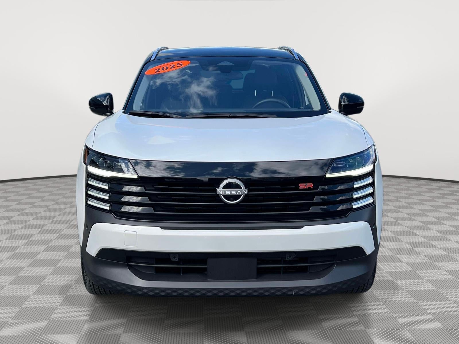 2025 Nissan Kicks SR FWD