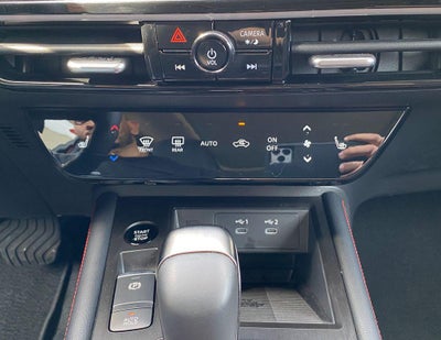 2025 Nissan Kicks SR Intelligent AWD