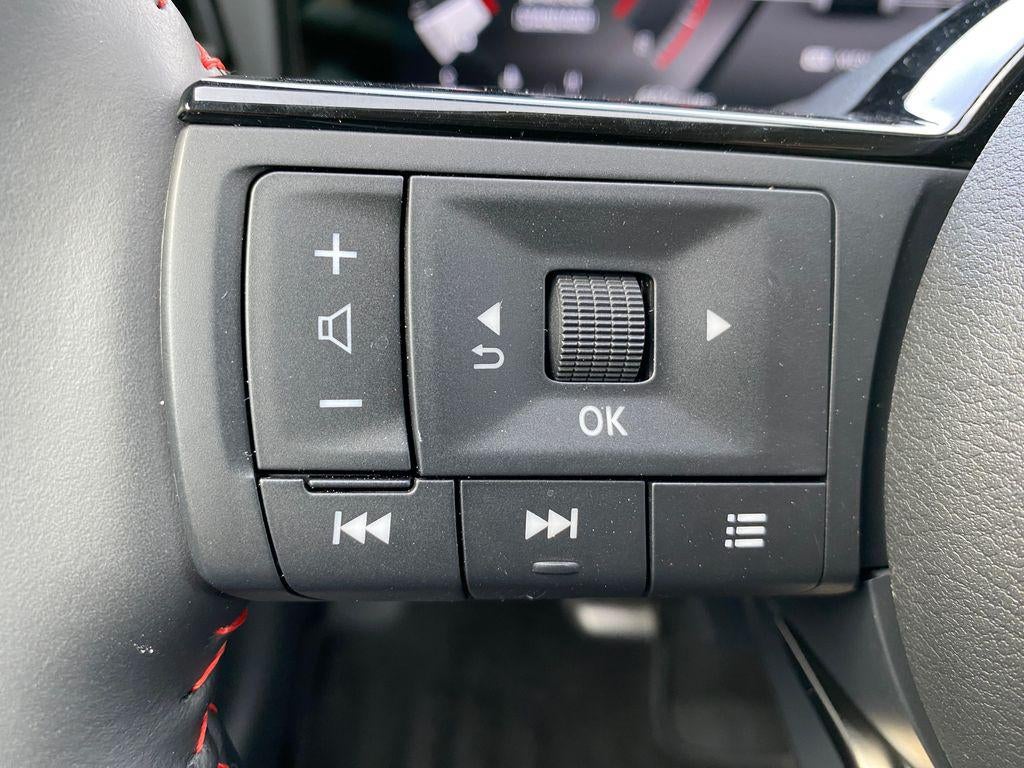 2025 Nissan Kicks SR Intelligent AWD