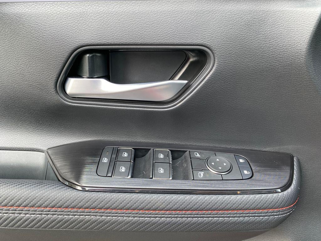2025 Nissan Kicks SR Intelligent AWD