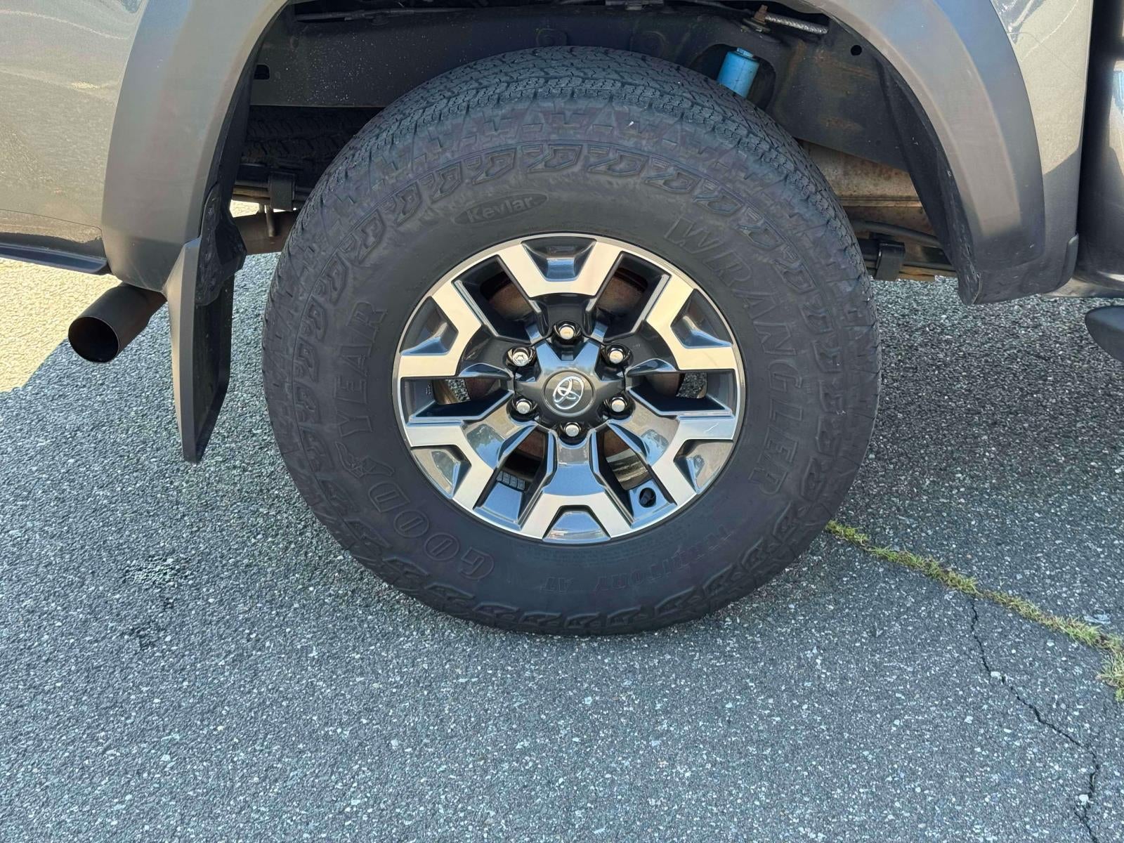 2022 Toyota Tacoma TRD Off Road