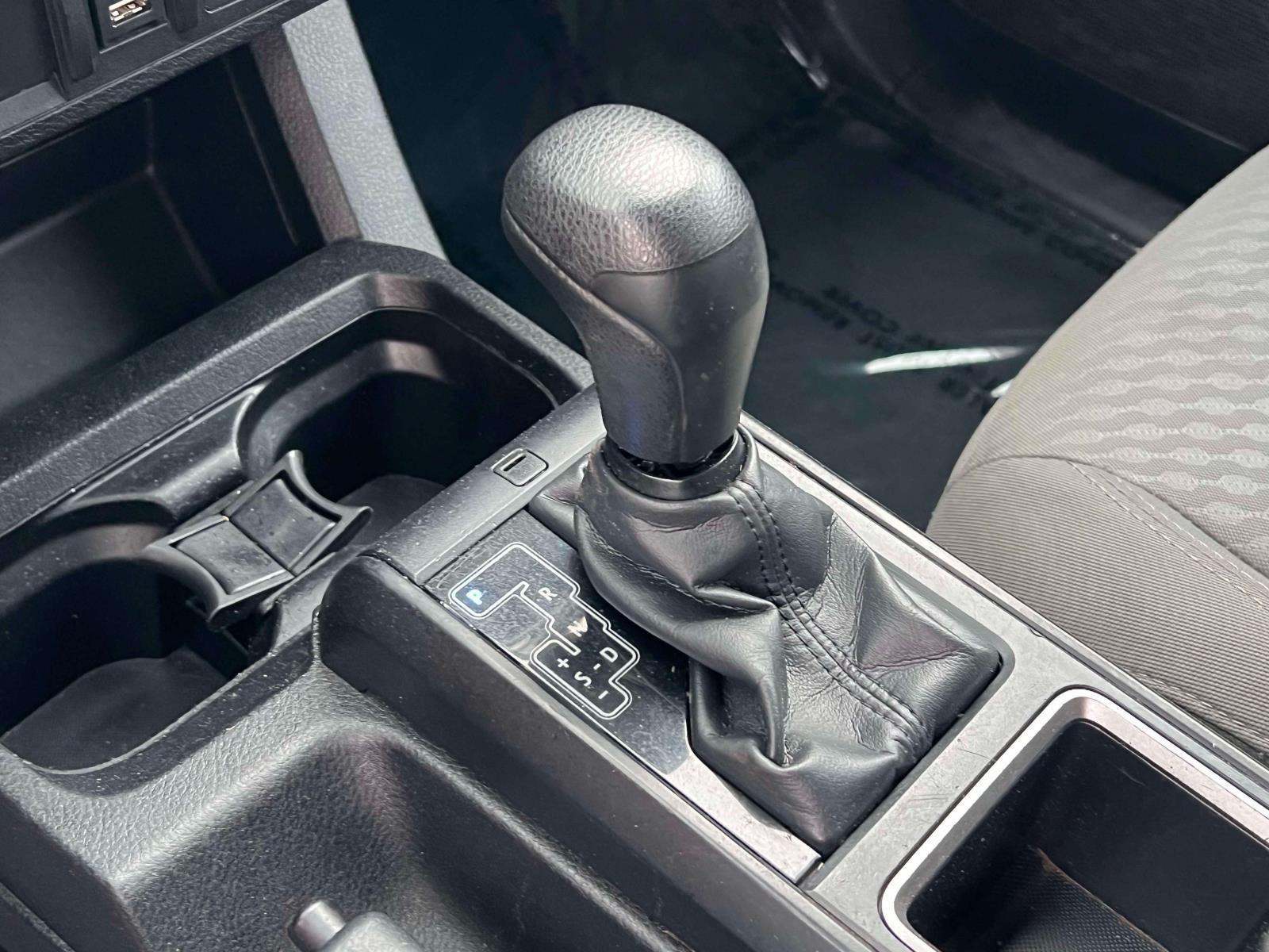 2022 Toyota Tacoma SR V6