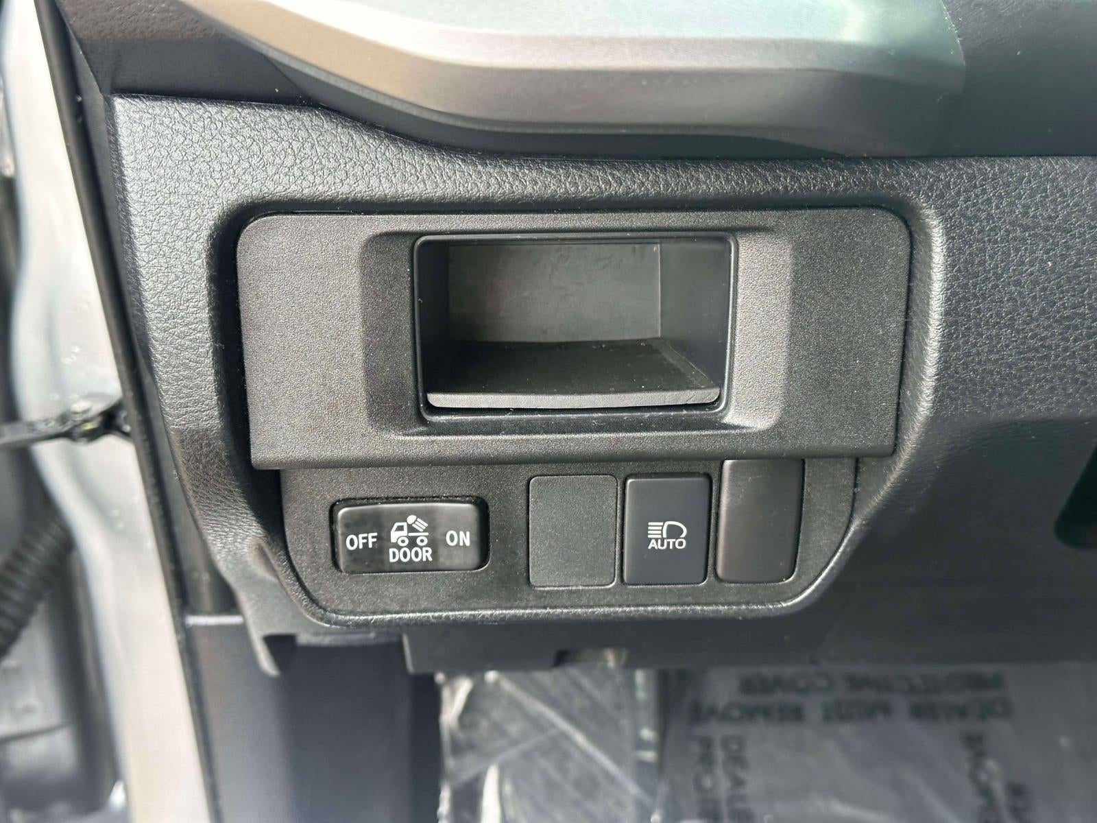 2018 Toyota Tacoma SR5 V6