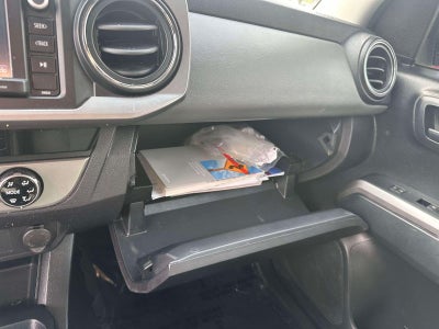 2018 Toyota Tacoma SR5 V6