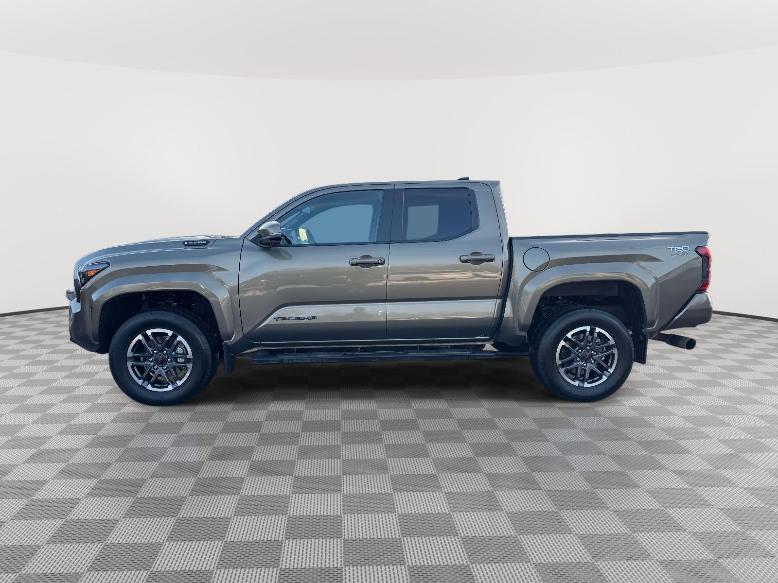 2024 Toyota Tacoma Hybrid TRD Sport 4WD