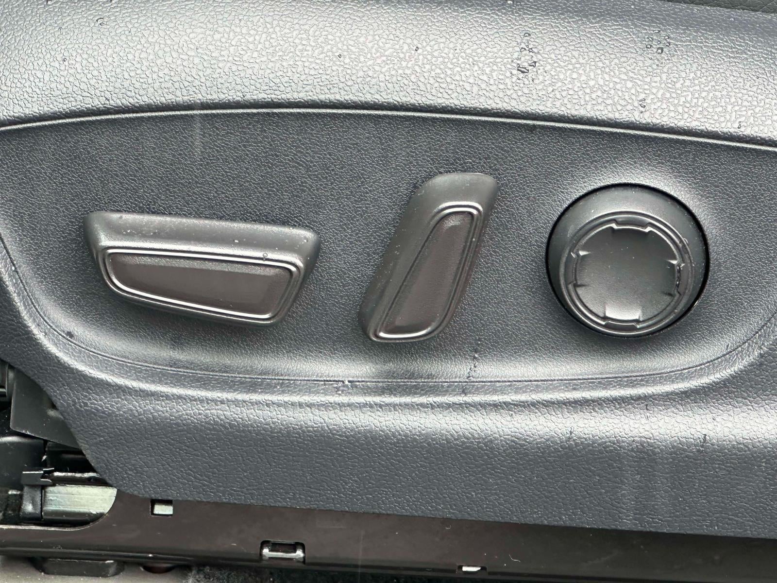 2025 Toyota Tacoma Hybrid Limited