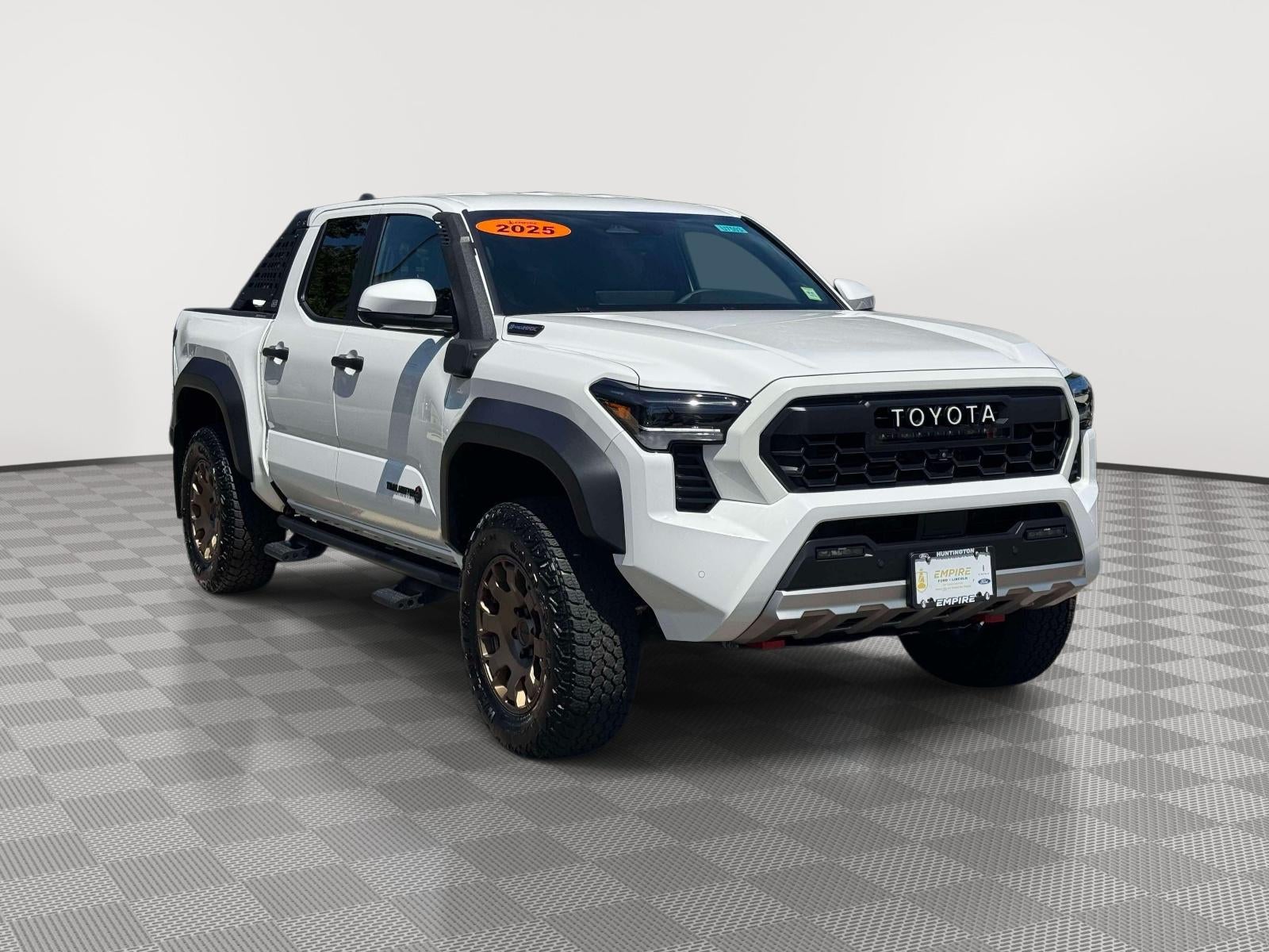 2025 Toyota Tacoma Hybrid Trailhunter