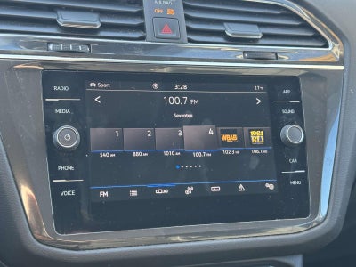 2023 Volkswagen Tiguan 2.0T SE