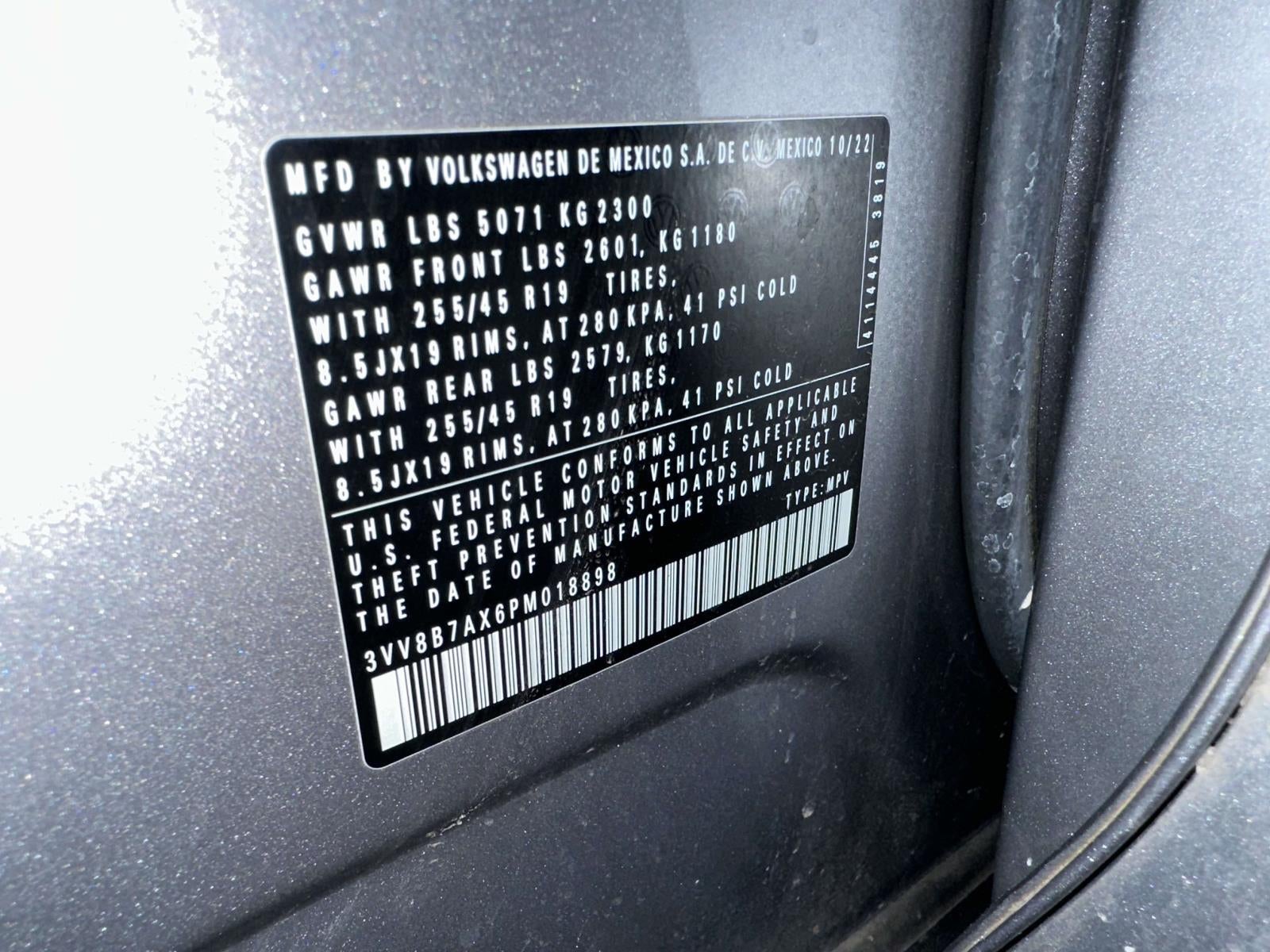 2023 Volkswagen Tiguan 2.0T SE R-Line Black