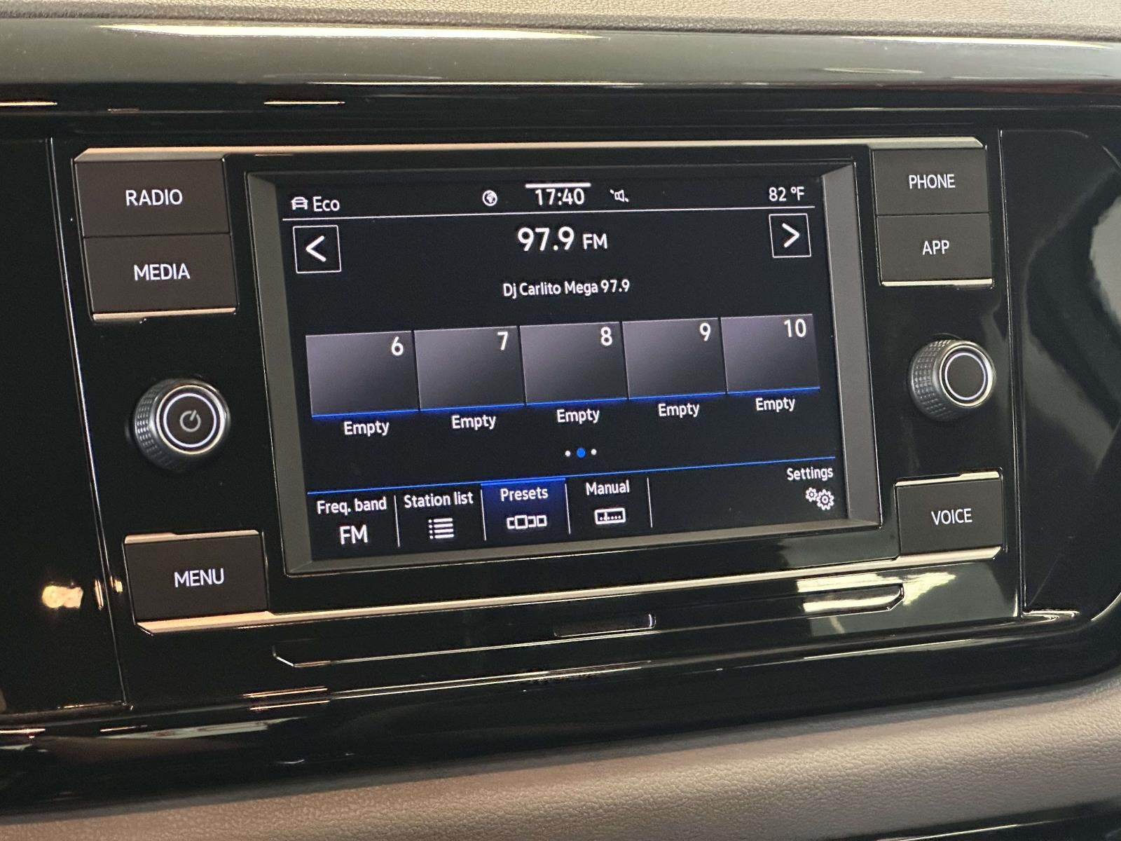 2022 Volkswagen Taos 1.5T S