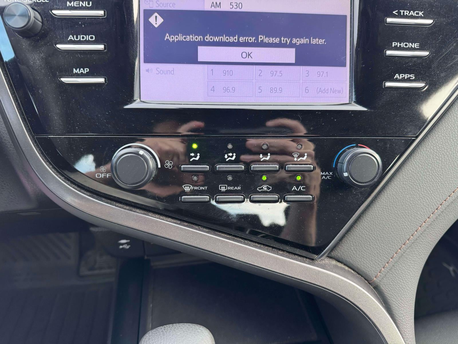 2019 Toyota Camry LE