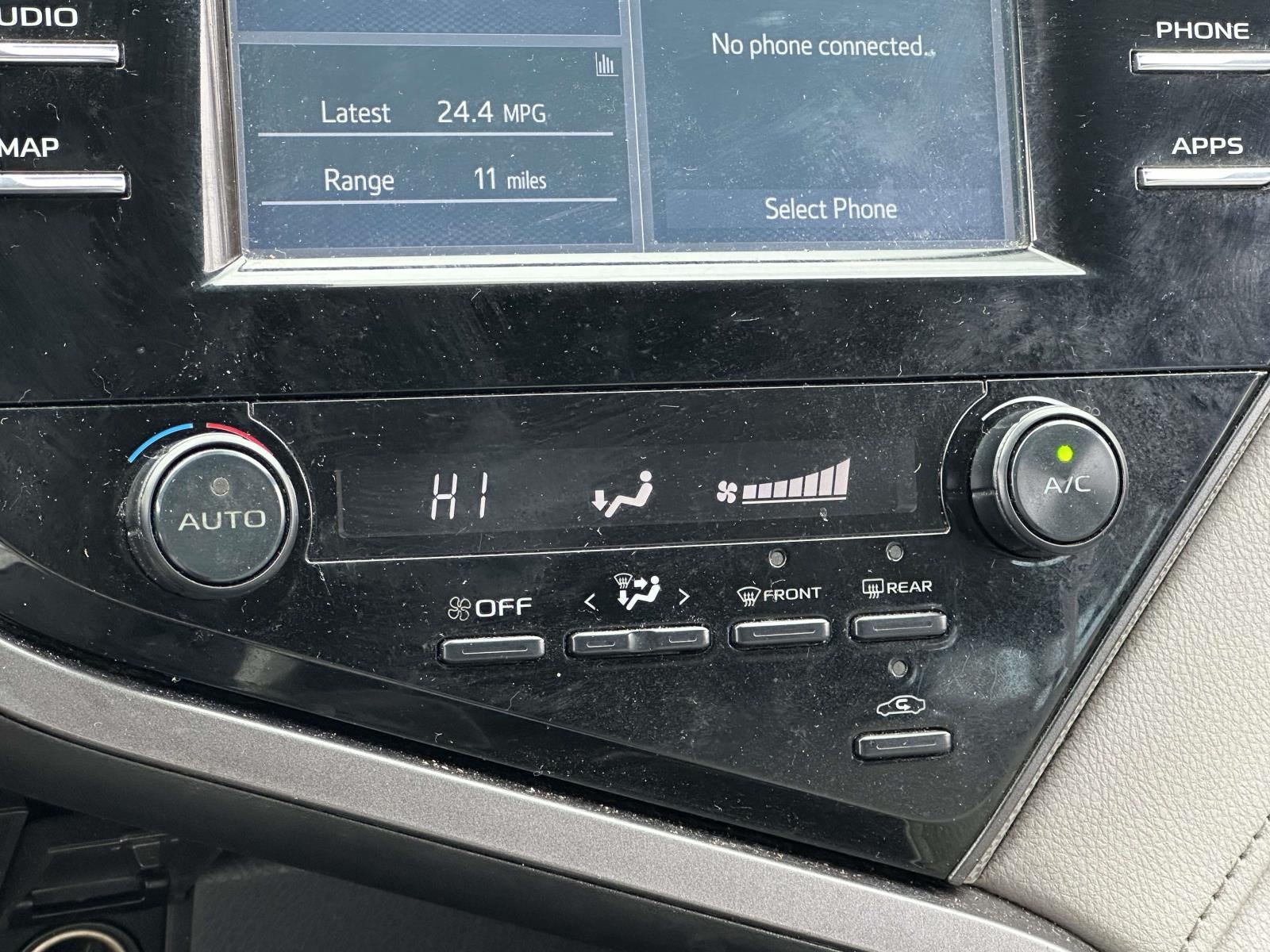 2019 Toyota Camry SE