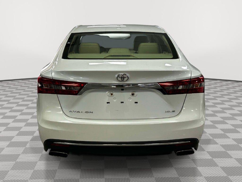 2017 Toyota Avalon XLE