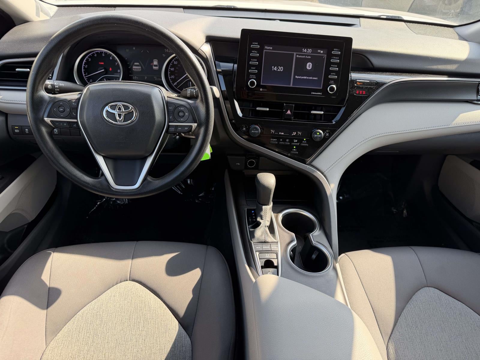 2022 Toyota Camry LE AWD