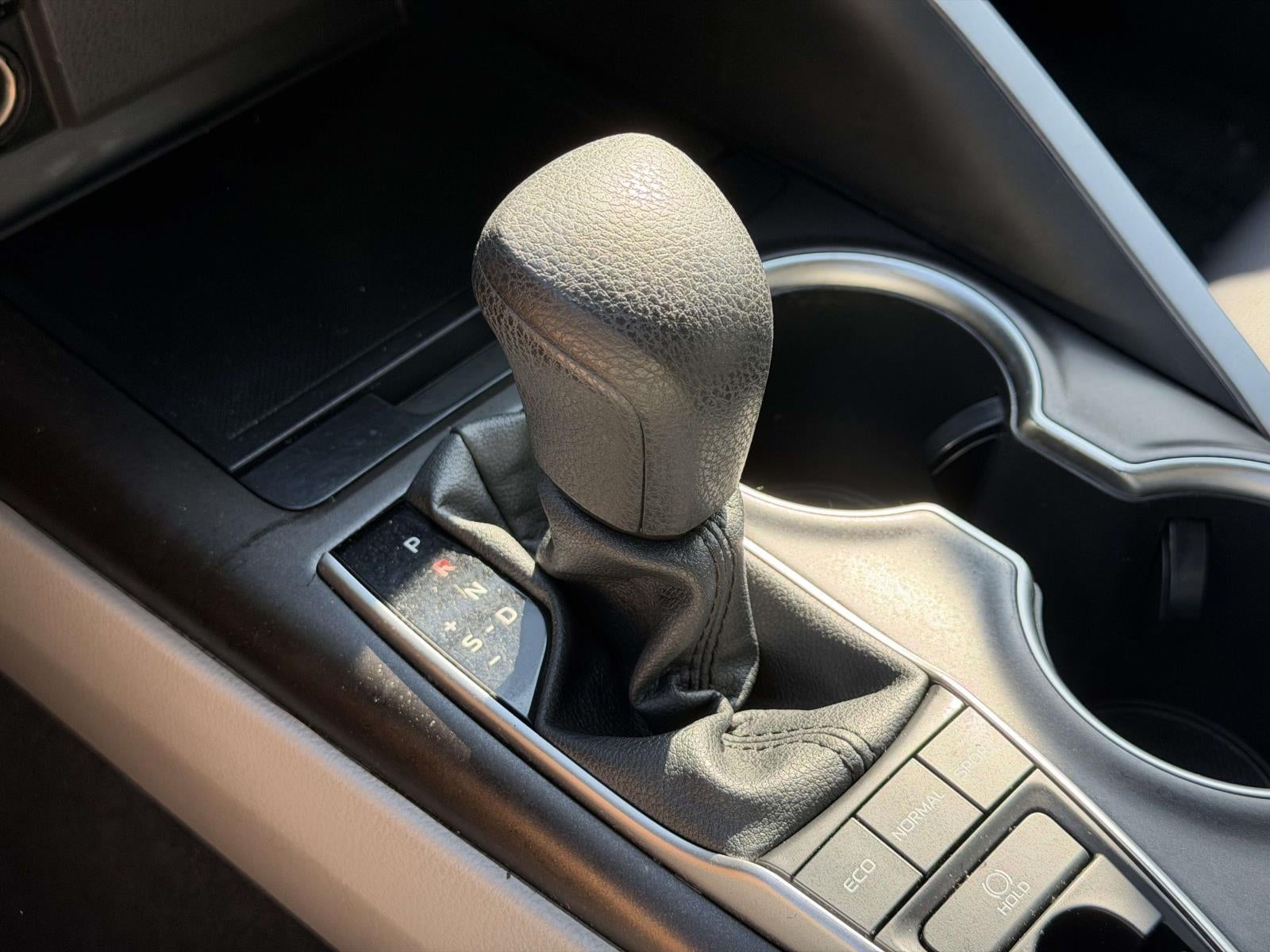 2022 Toyota Camry LE AWD