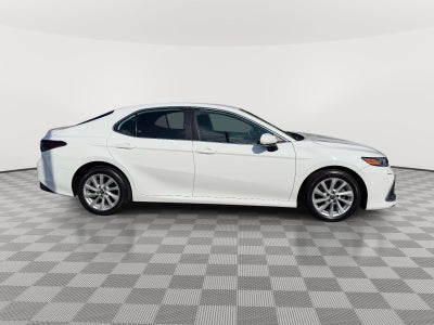 2022 Toyota Camry LE AWD