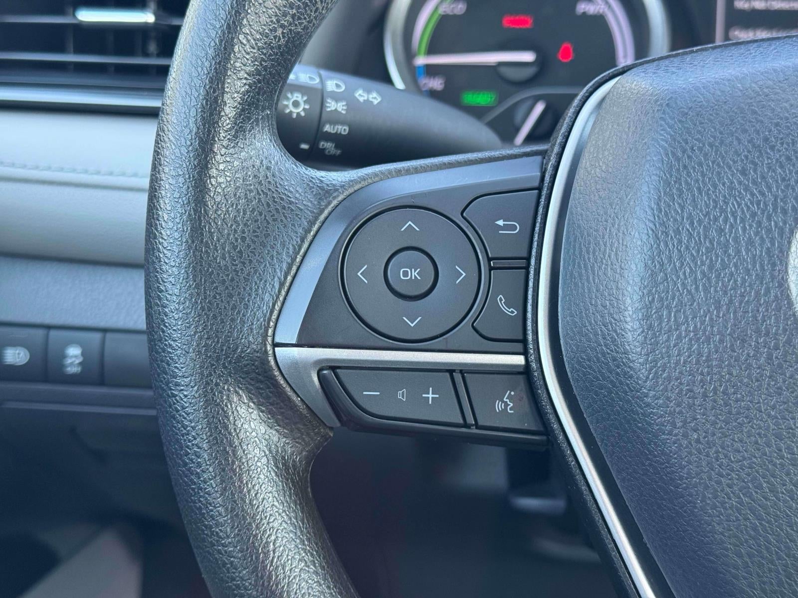 2022 Toyota Camry Hybrid LE