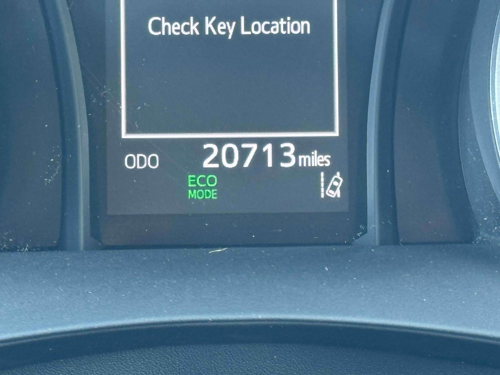 2022 Toyota Camry Hybrid LE