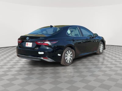 2022 Toyota Camry Hybrid LE