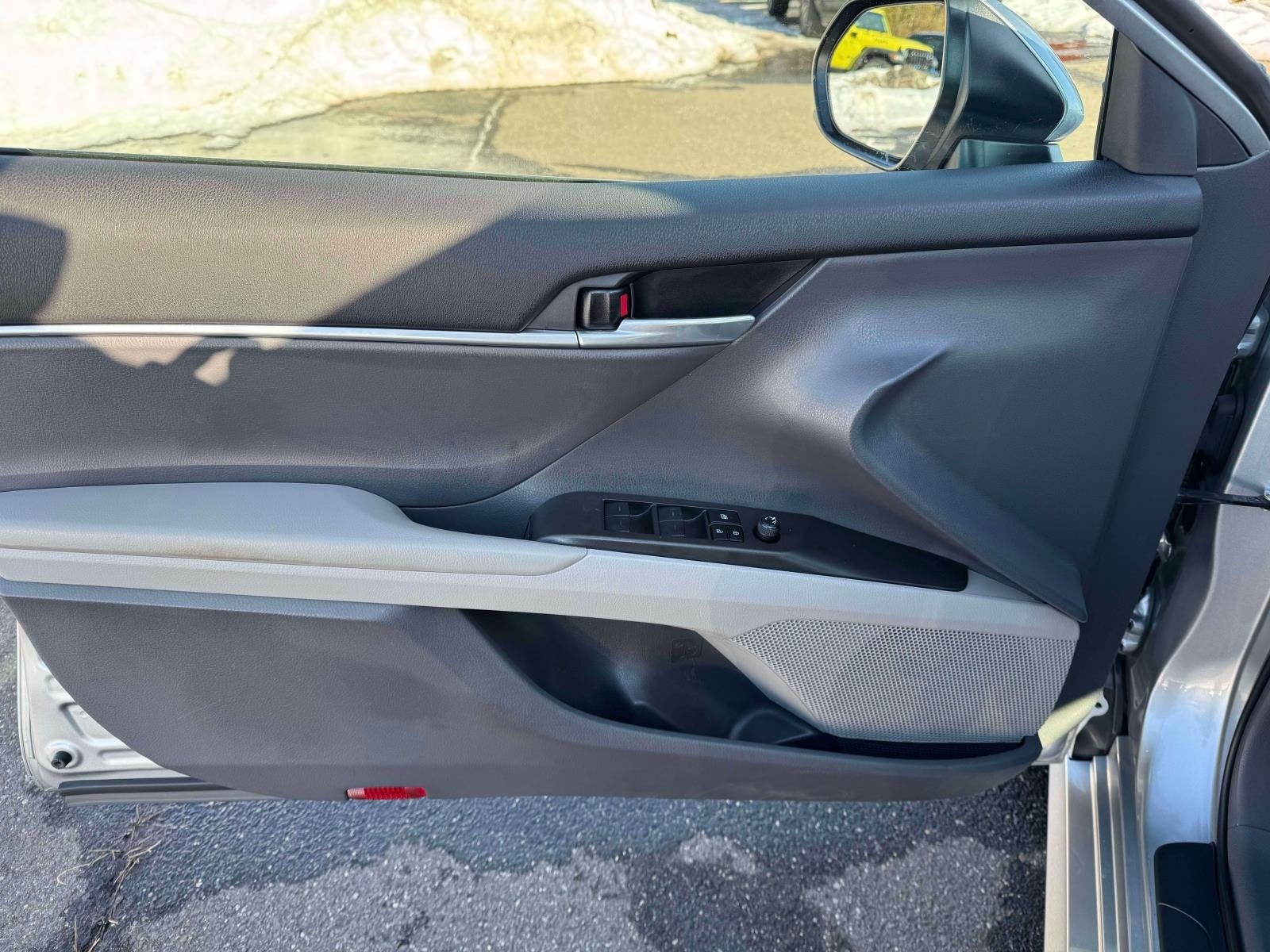 2023 Toyota Camry LE Hybrid