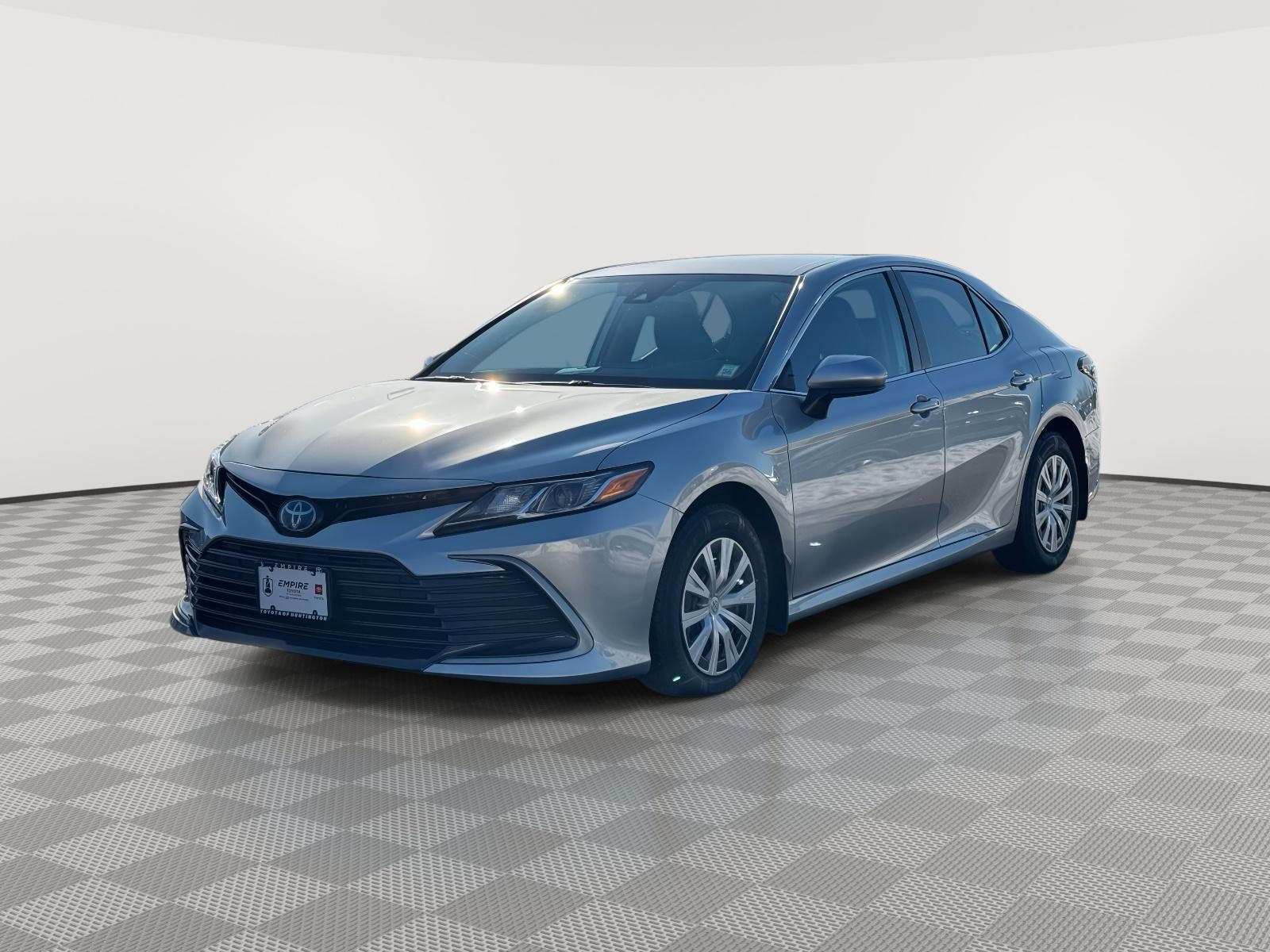 2023 Toyota Camry LE Hybrid