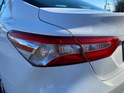 2020 Toyota Camry LE Hybrid