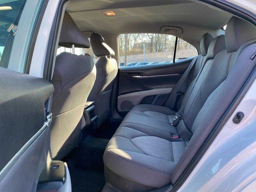 2020 Toyota Camry LE Hybrid