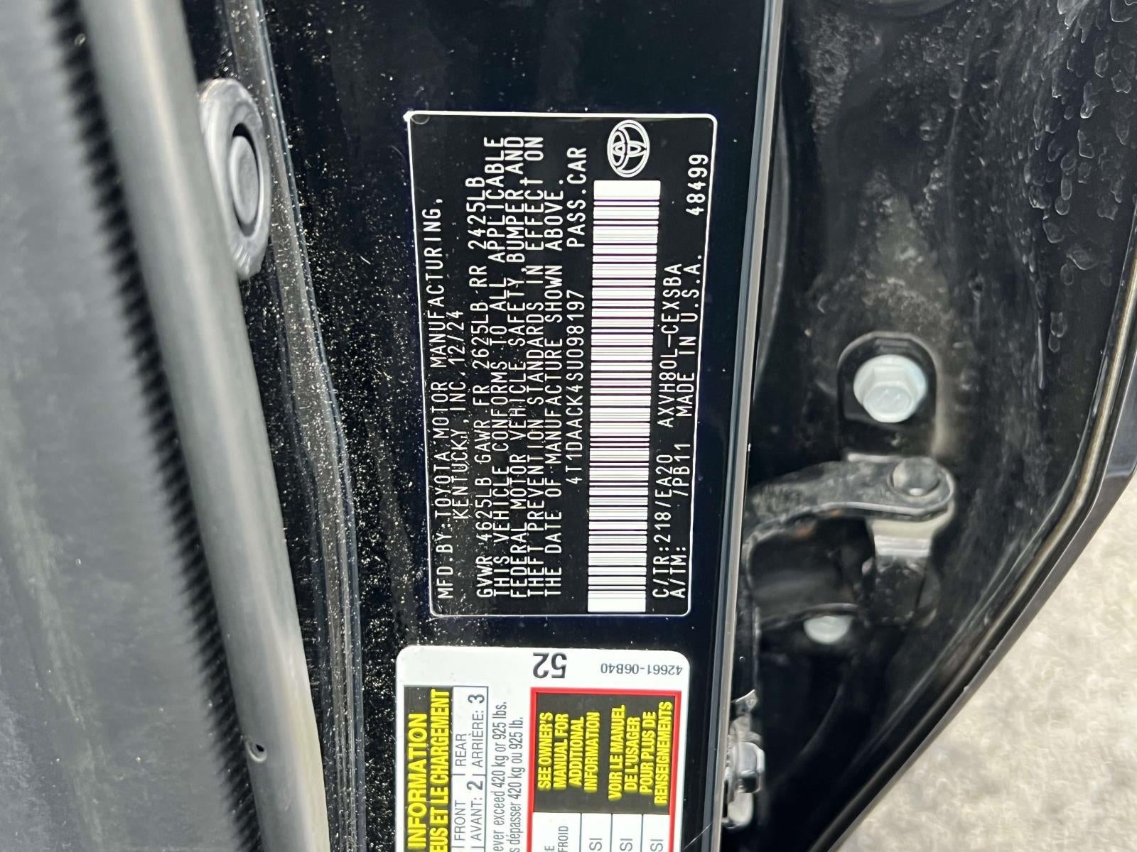 2025 Toyota Camry SE