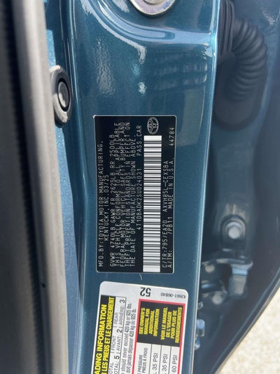 2025 Toyota Camry SE